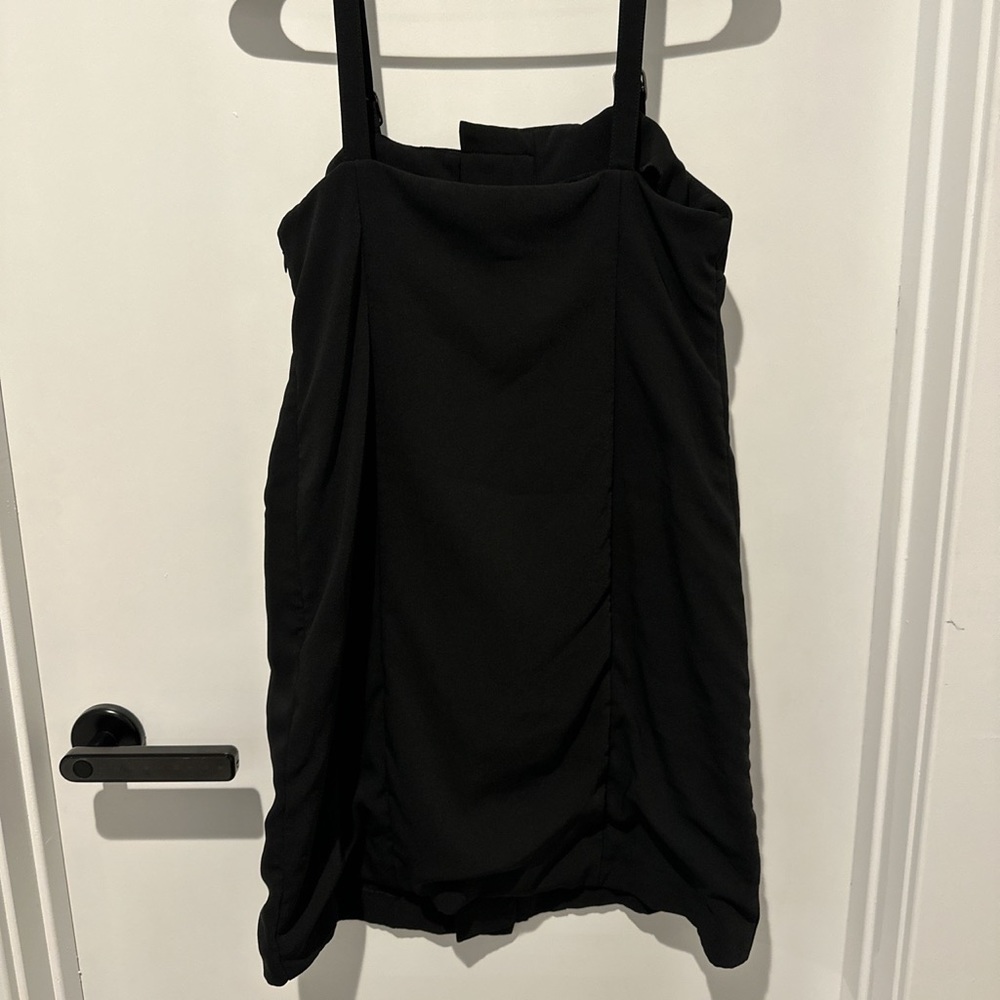 BLACK DRESS - Picture 4 of 5